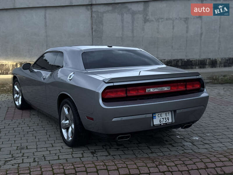 Купе Dodge Challenger 2013 в Ивано-Франковске