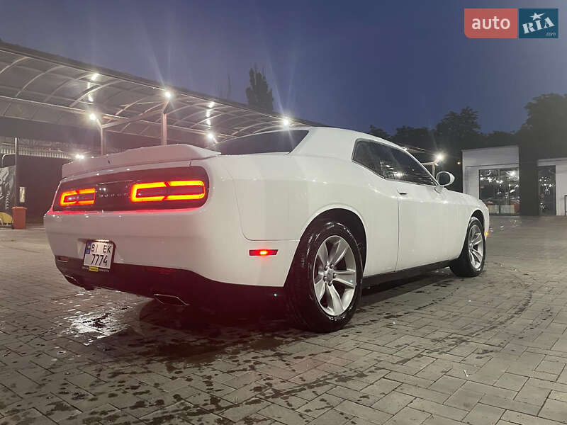 Купе Dodge Challenger 2021 в Кременчуці