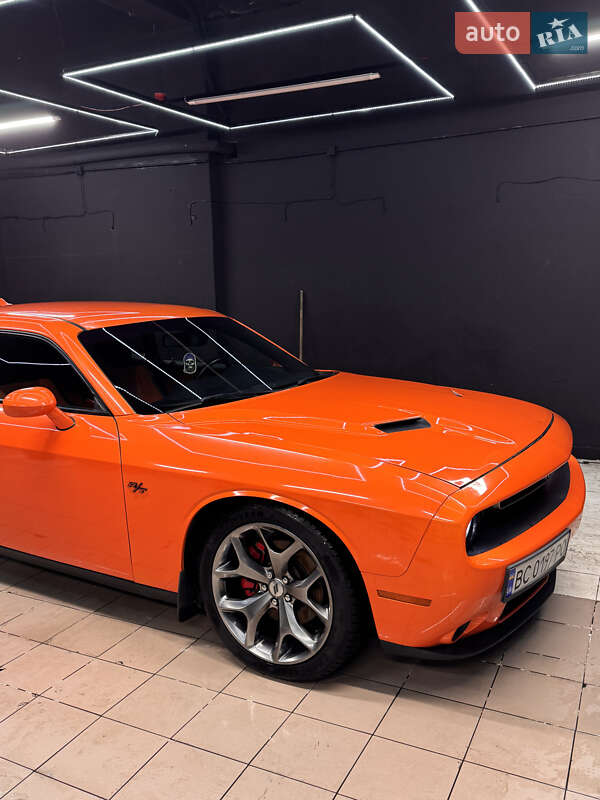Купе Dodge Challenger 2016 в Києві