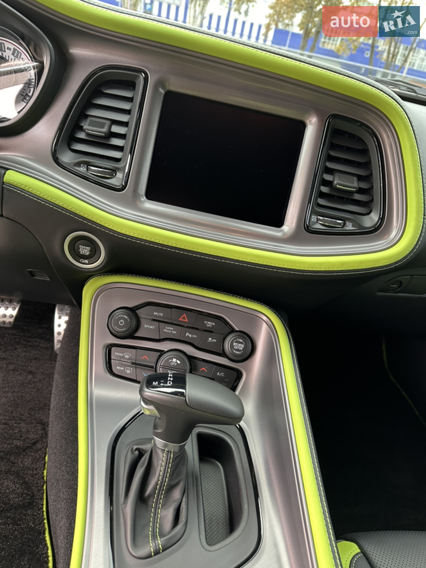 2023 Dodge Challenger - мініатюра 27
