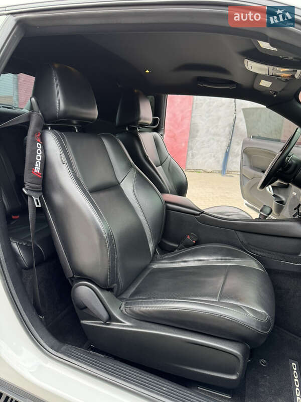 Купе Dodge Challenger 2014 в Лубнах фото 31 Купе Dodge Challenger 2014 в Лубнах