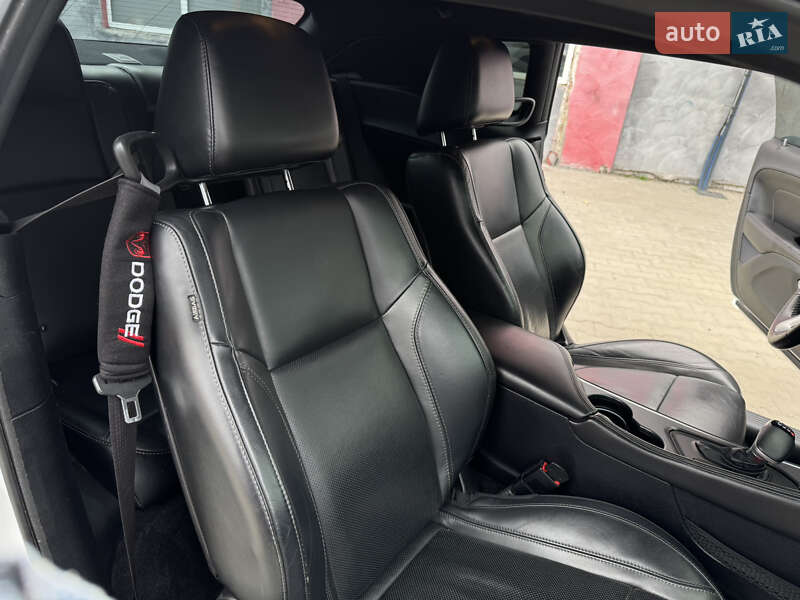 Купе Dodge Challenger 2014 в Лубнах фото 32 Купе Dodge Challenger 2014 в Лубнах