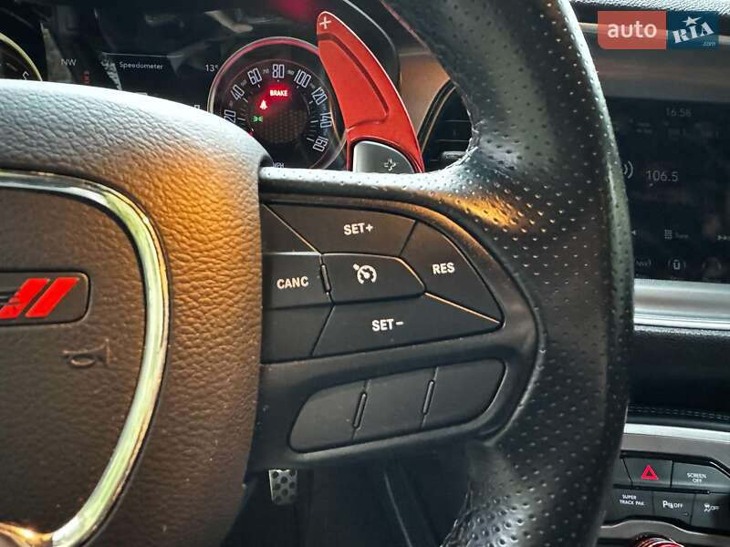 Купе Dodge Challenger 2022 в Киеве фото 17 Купе Dodge Challenger 2022 в Киеве