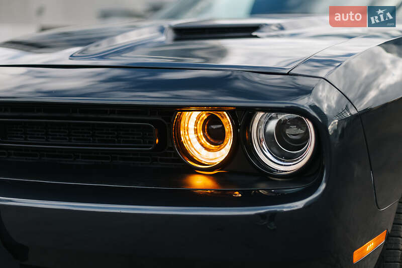 Купе Dodge Challenger 2017 в Дніпрі фото 7 Купе Dodge Challenger 2017 в Дніпрі