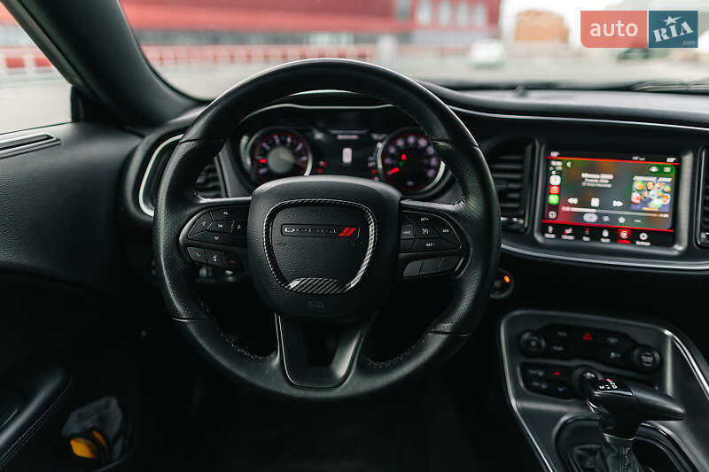 Купе Dodge Challenger 2017 в Дніпрі фото 17 Купе Dodge Challenger 2017 в Дніпрі