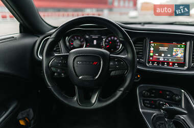 Купе Dodge Challenger 2017 в 
