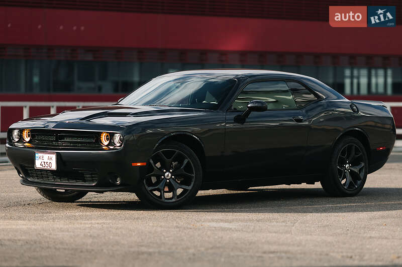 Купе Dodge Challenger 2017 в Дніпрі фото 35 Купе Dodge Challenger 2017 в Дніпрі