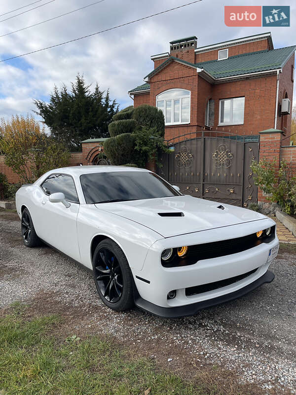 Купе Dodge Challenger 2016 в Полтаві фото 2 Купе Dodge Challenger 2016 в Полтаві