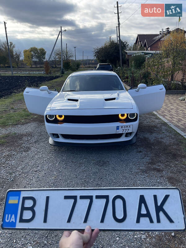 Купе Dodge Challenger 2016 в Полтаві фото 23 Купе Dodge Challenger 2016 в Полтаві