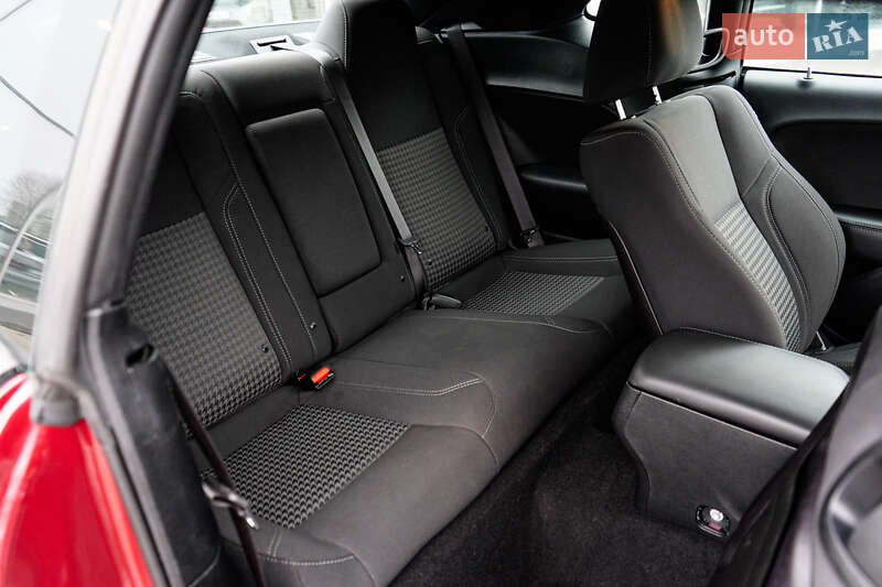 Купе Dodge Challenger 2019 в Житомире