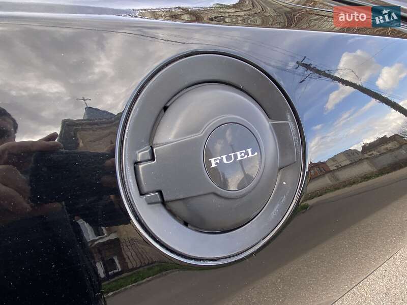 Купе Dodge Challenger 2017 в Києві фото 6 Купе Dodge Challenger 2017 в Києві