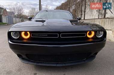 Купе Dodge Challenger 2017 в Киеве