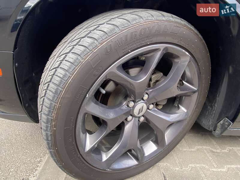 Купе Dodge Challenger 2017 в Києві фото 40 Купе Dodge Challenger 2017 в Києві