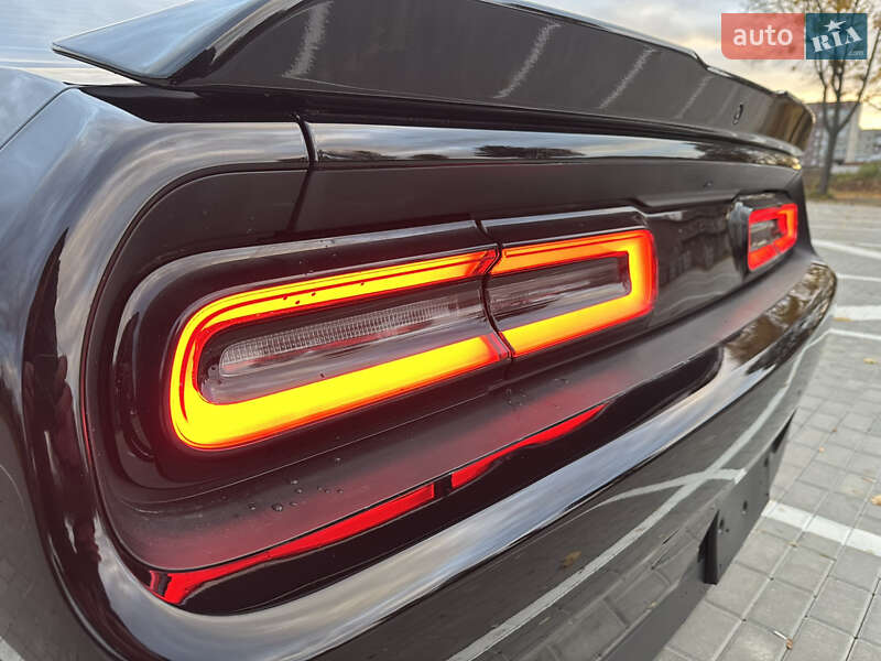 Купе Dodge Challenger 2019 в Ровно фото 5 Купе Dodge Challenger 2019 в Ровно
