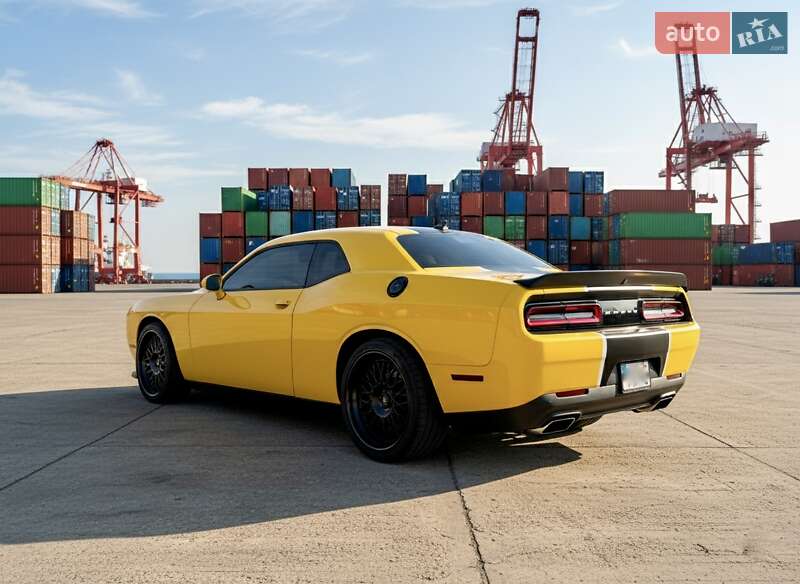 Купе Dodge Challenger 2020 в Києві