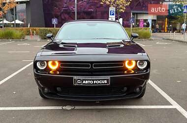 Купе Dodge Challenger 2019 в 