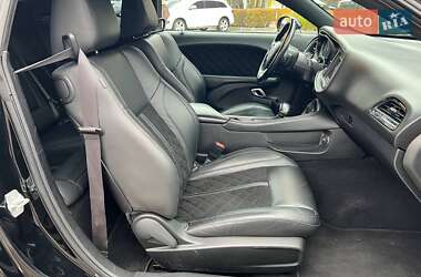 Купе Dodge Challenger 2019 в 
