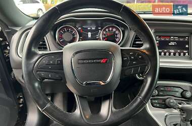 Купе Dodge Challenger 2019 в 
