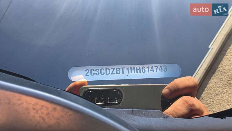 Купе Dodge Challenger 2017 в Нерубайське