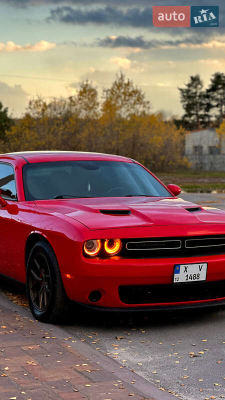 Купе Dodge Challenger 2016 в Кропивницком фото 23 Купе Dodge Challenger 2016 в Кропивницком