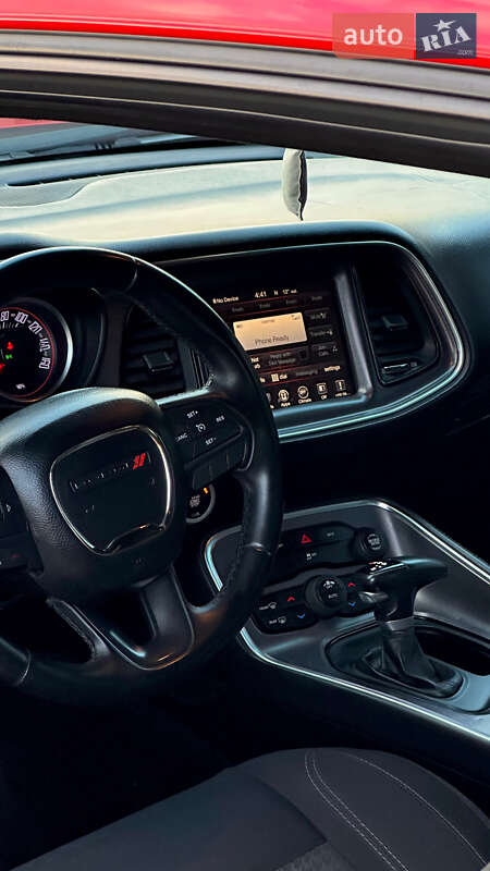 Купе Dodge Challenger 2016 в Кропивницком фото 41 Купе Dodge Challenger 2016 в Кропивницком