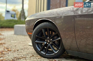 Купе Dodge Challenger 2021 в Кицмани