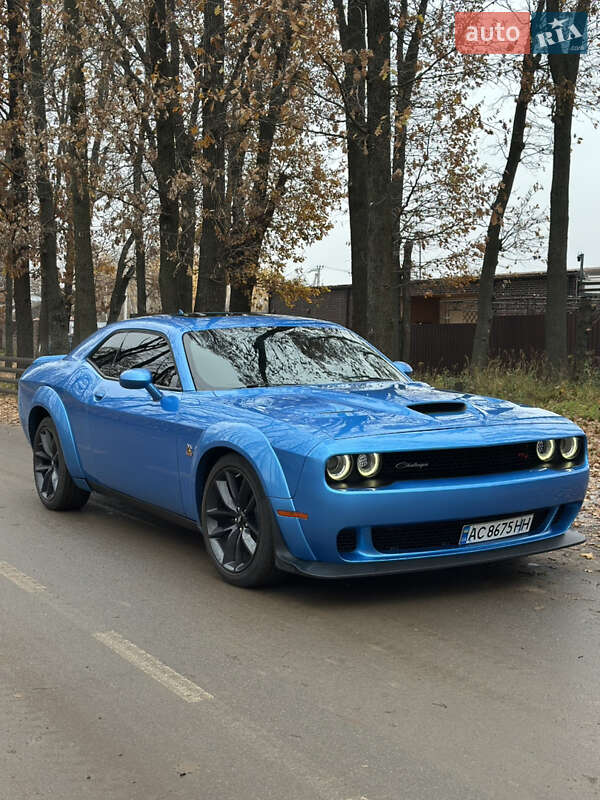 Купе Dodge Challenger 2019 в Києві