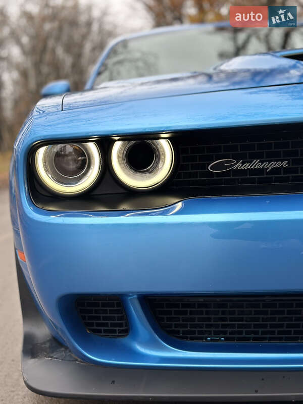 Купе Dodge Challenger 2019 в Києві