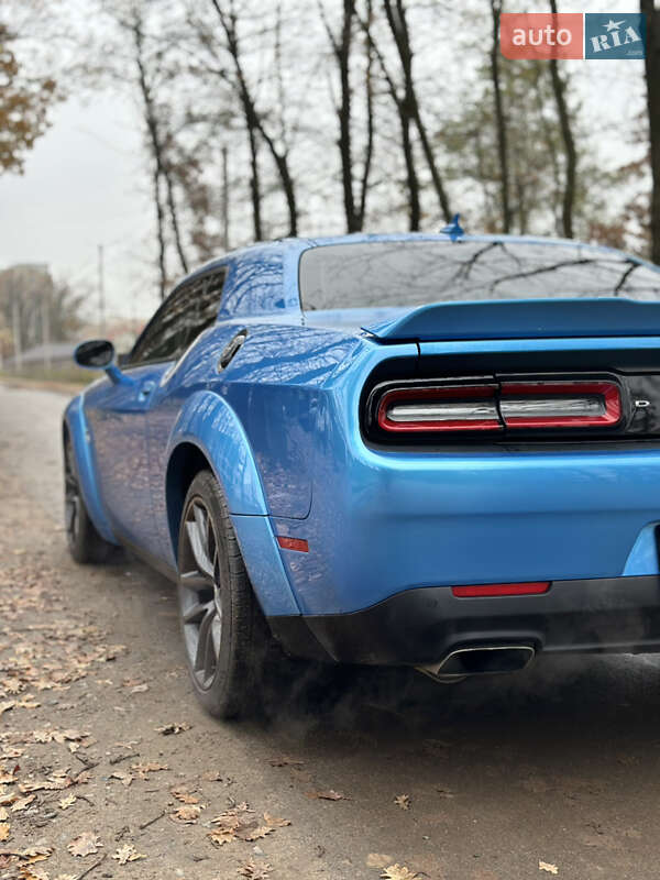 Купе Dodge Challenger 2019 в Києві