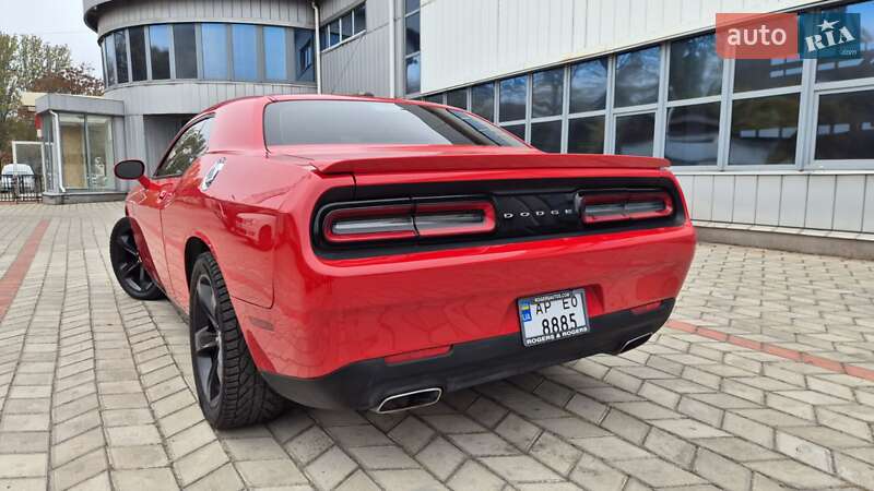 Купе Dodge Challenger 2015 в Запоріжжі