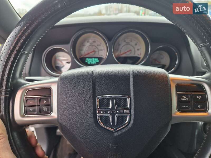 Купе Dodge Challenger 2012 в Кропивницькому фото 8 Купе Dodge Challenger 2012 в Кропивницькому