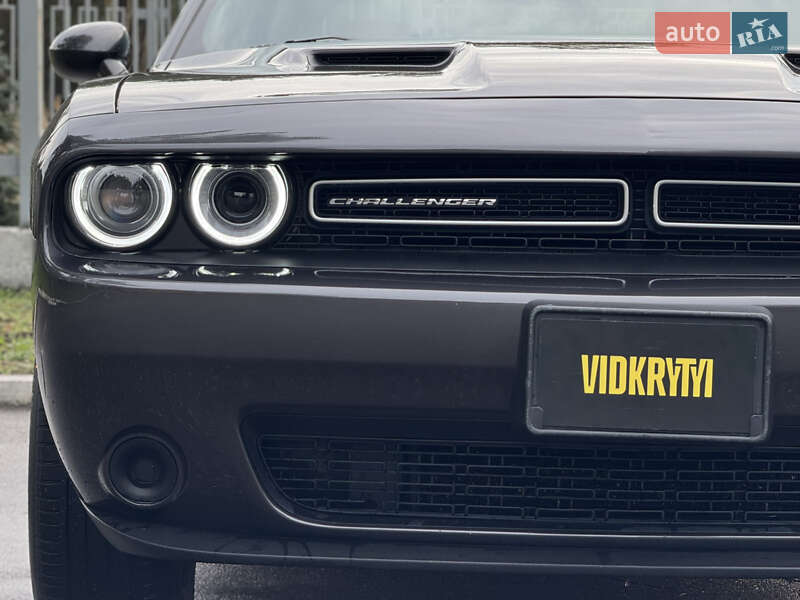 Купе Dodge Challenger 2020 в Києві фото 7 Купе Dodge Challenger 2020 в Києві