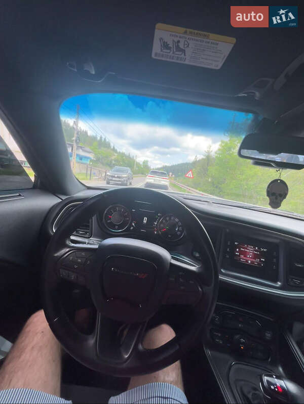 Купе Dodge Challenger 2016 в Киеве