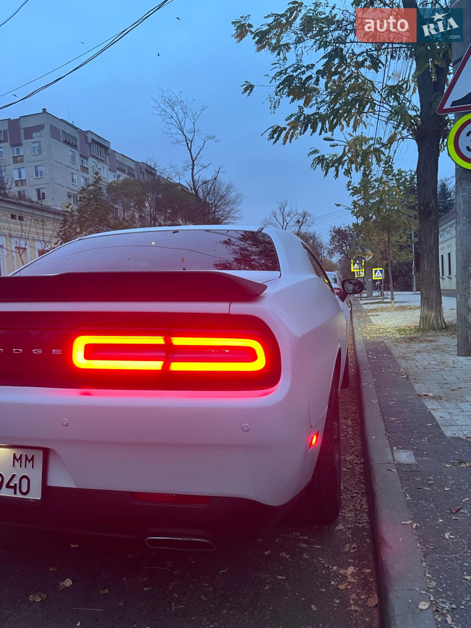 2016 Dodge Challenger - мініатюра 21