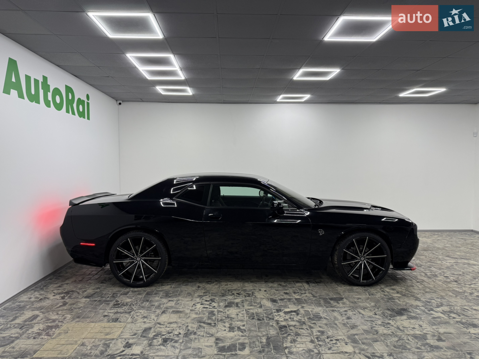 2017 Dodge Challenger - мініатюра 3