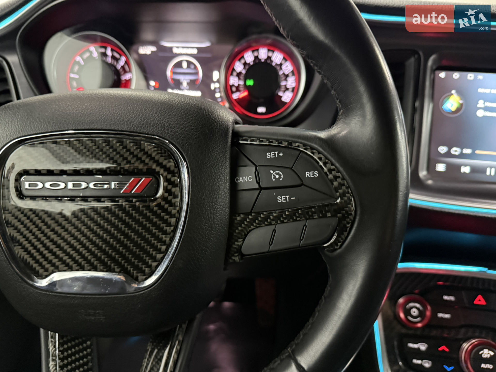 2017 Dodge Challenger - мініатюра 7