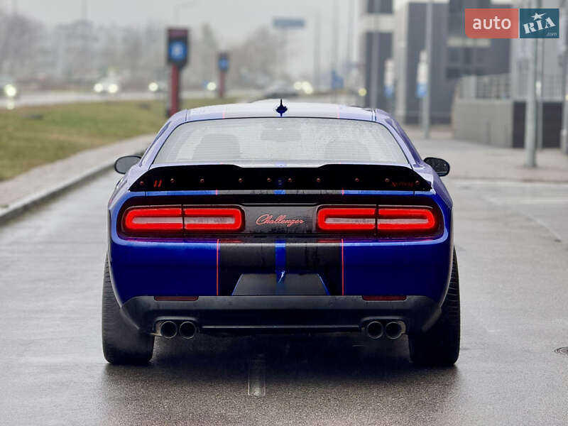 Купе Dodge Challenger 2019 в Киеве