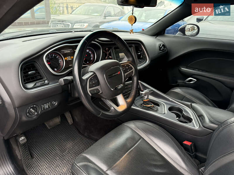 Купе Dodge Challenger 2016 в Полтаве