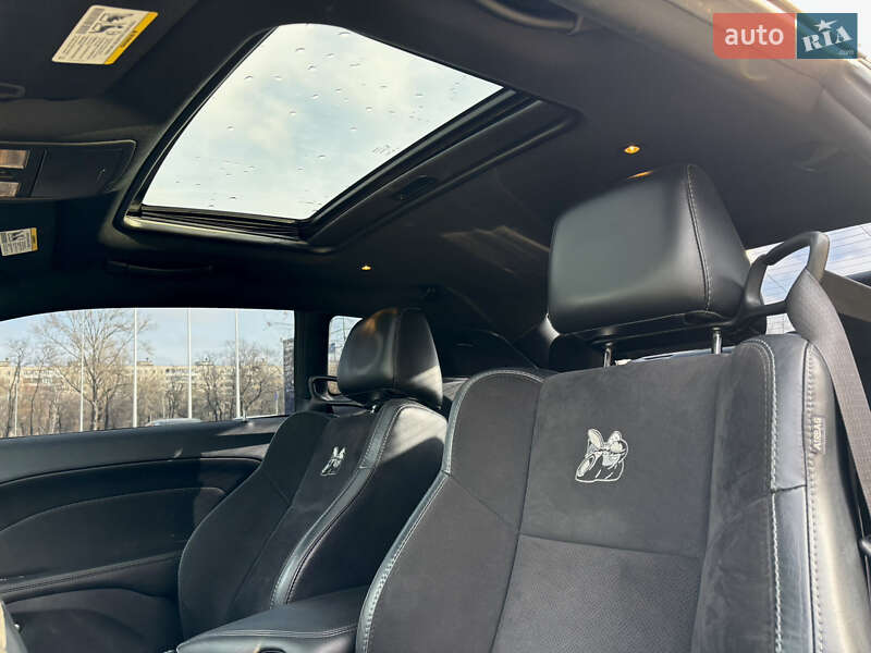 Купе Dodge Challenger 2016 в Киеве