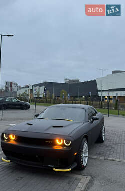 Купе Dodge Challenger 2016 в Киеве