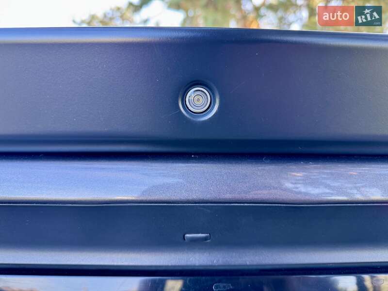 Купе Dodge Challenger 2017 в Киеве