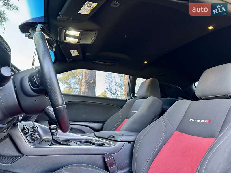Купе Dodge Challenger 2017 в Киеве