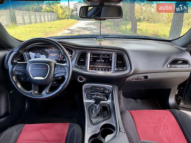 Купе Dodge Challenger 2017 в Киеве