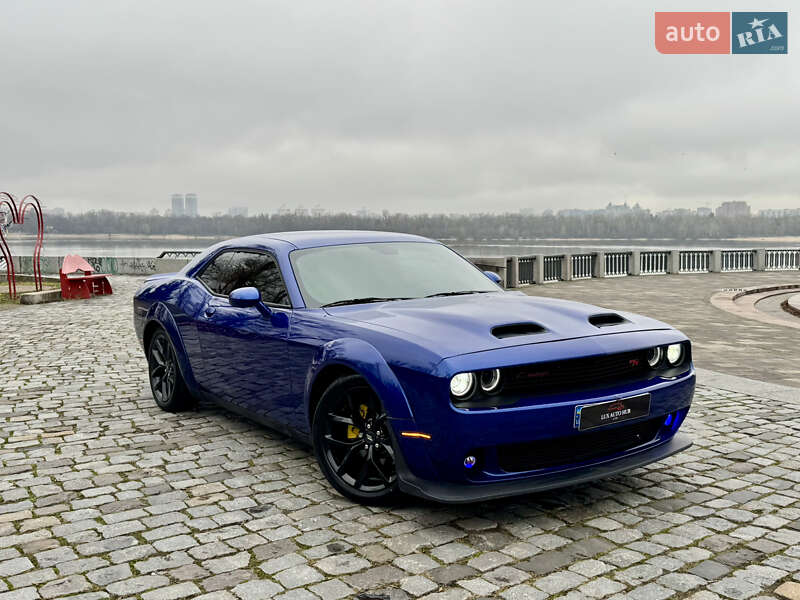 Купе Dodge Challenger 2020 в Киеве