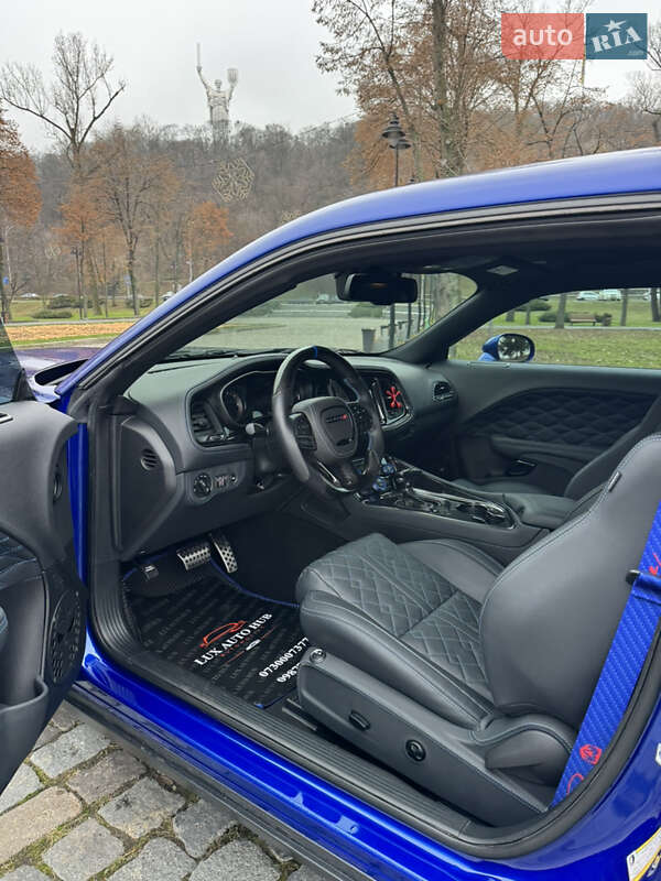 Купе Dodge Challenger 2020 в Киеве