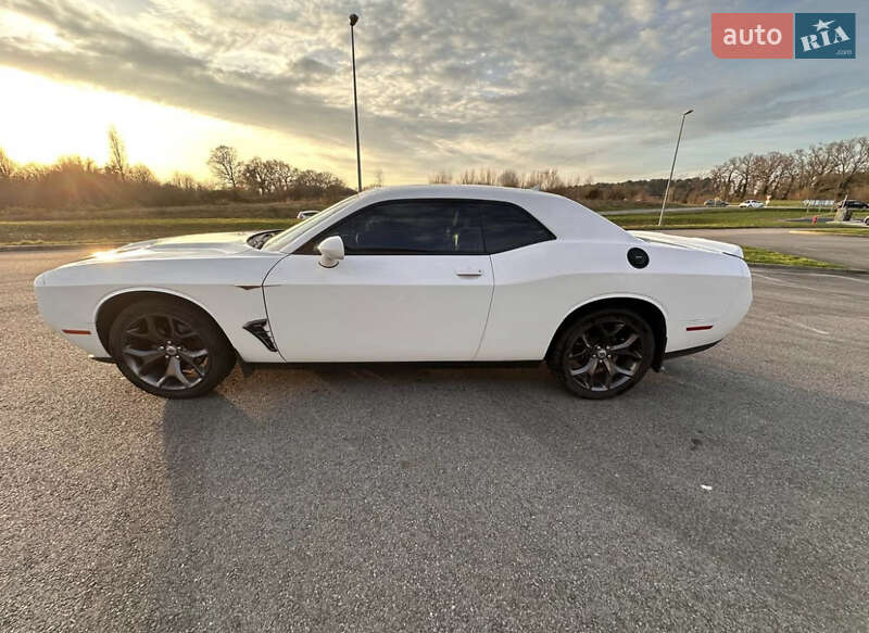 Купе Dodge Challenger 2018 в Львове фото 8 Купе Dodge Challenger 2018 в Львове