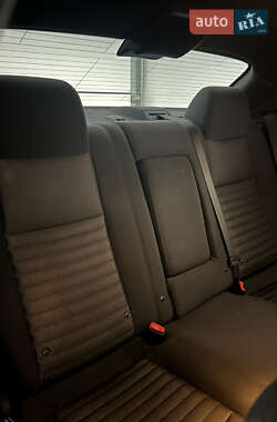 Купе Dodge Challenger 2012 в Львове