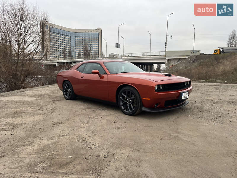 Купе Dodge Challenger 2022 в Киеве
