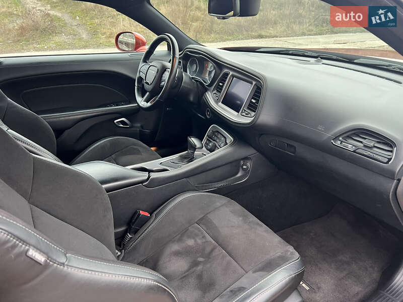 Купе Dodge Challenger 2022 в Киеве