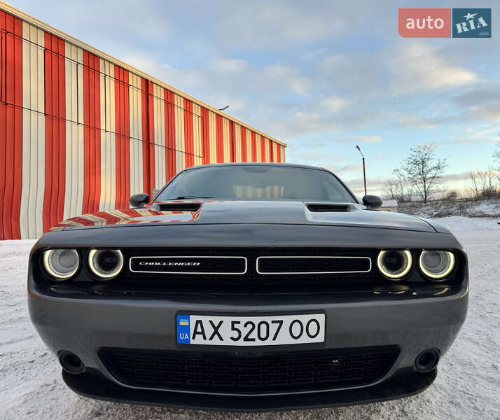 Купе Dodge Challenger 2020 в Харкові фото 46 Купе Dodge Challenger 2020 в Харкові